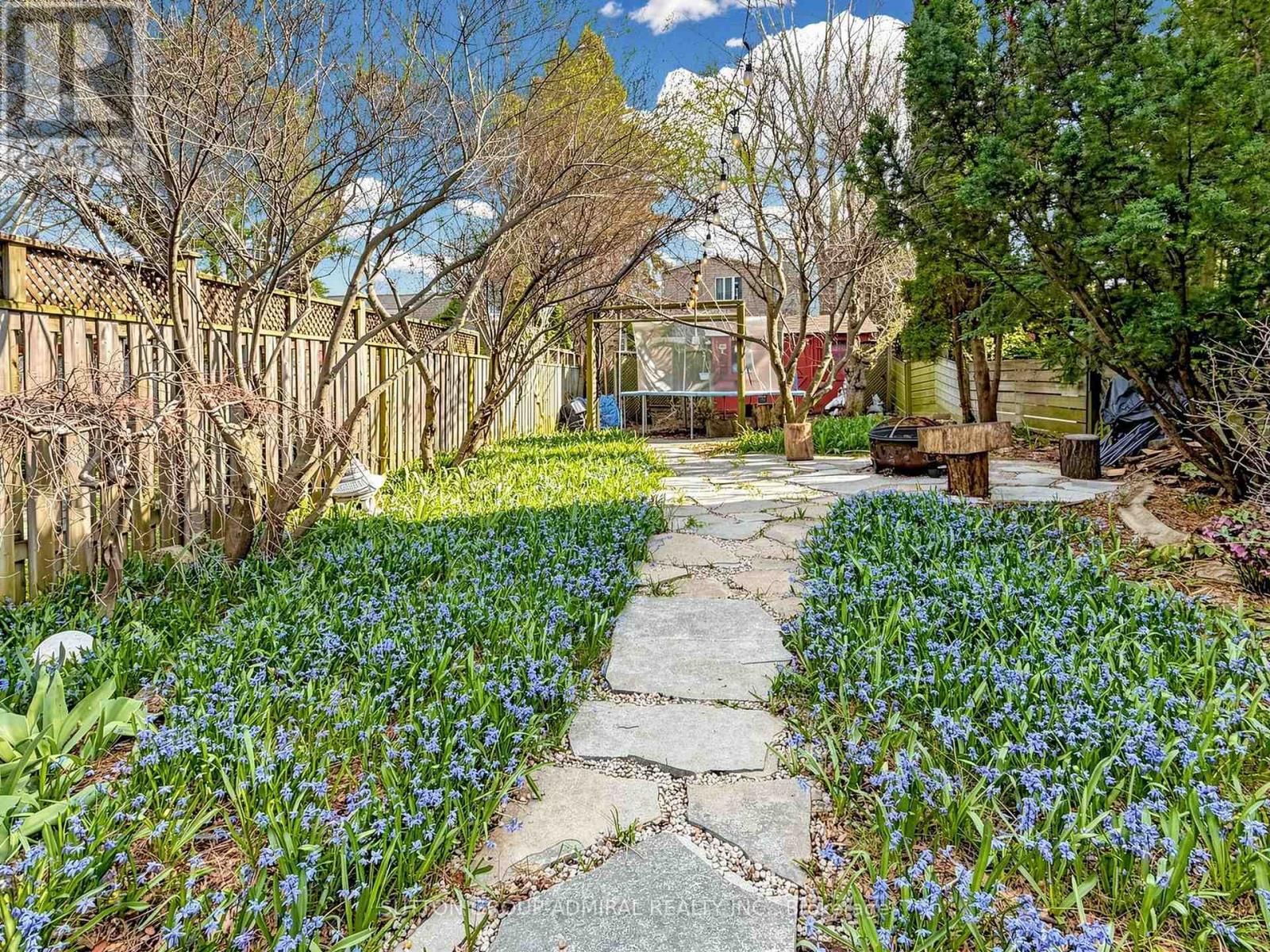 329 MELROSE AVENUE Image 34