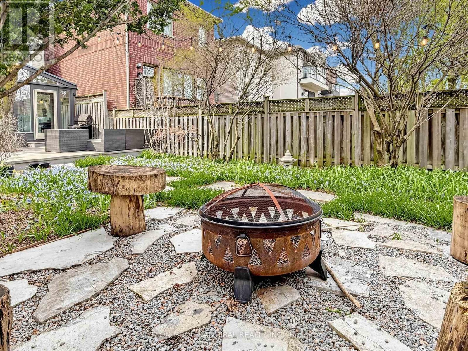 329 MELROSE AVENUE Image 37