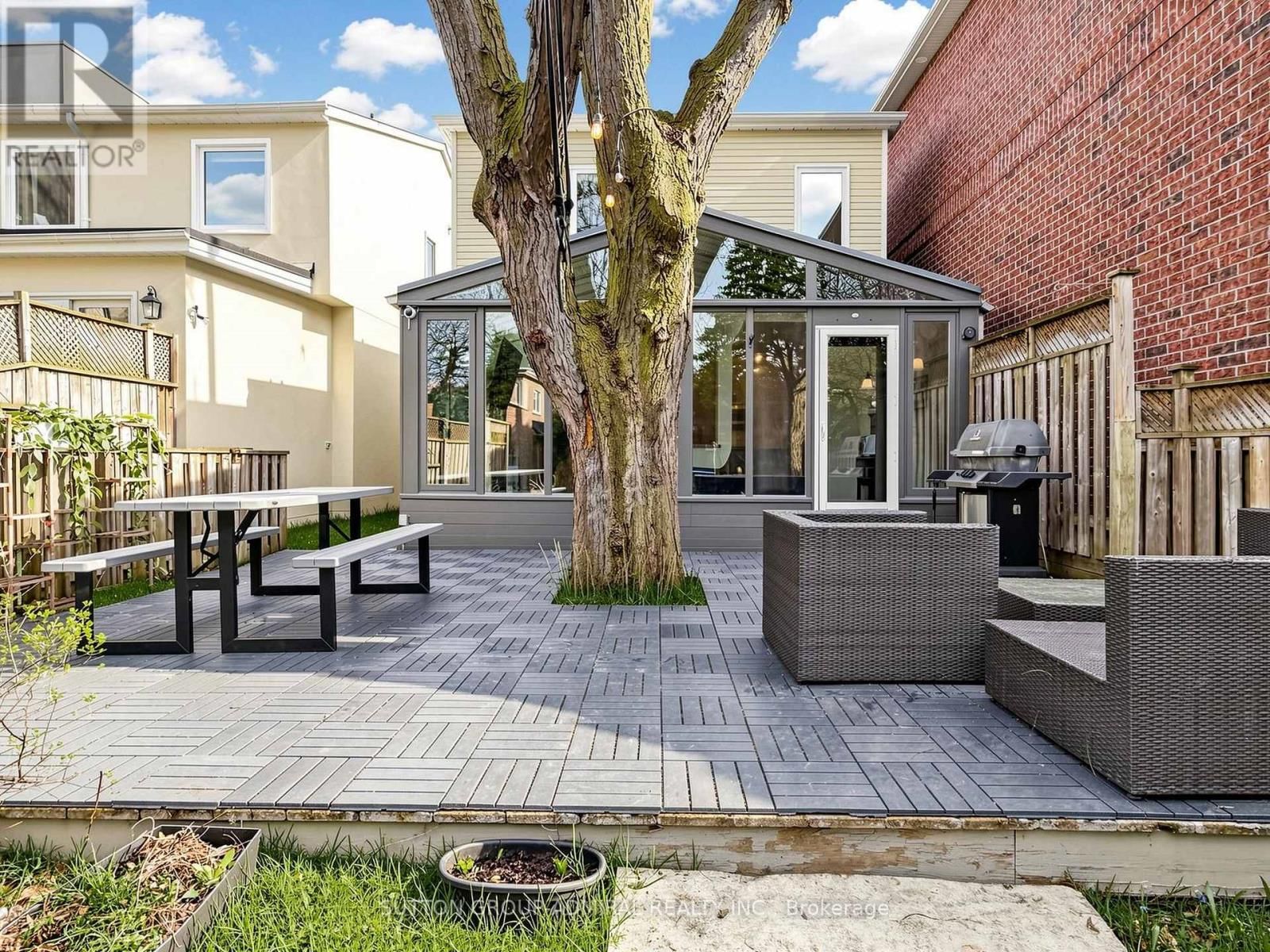 329 MELROSE AVENUE Image 39