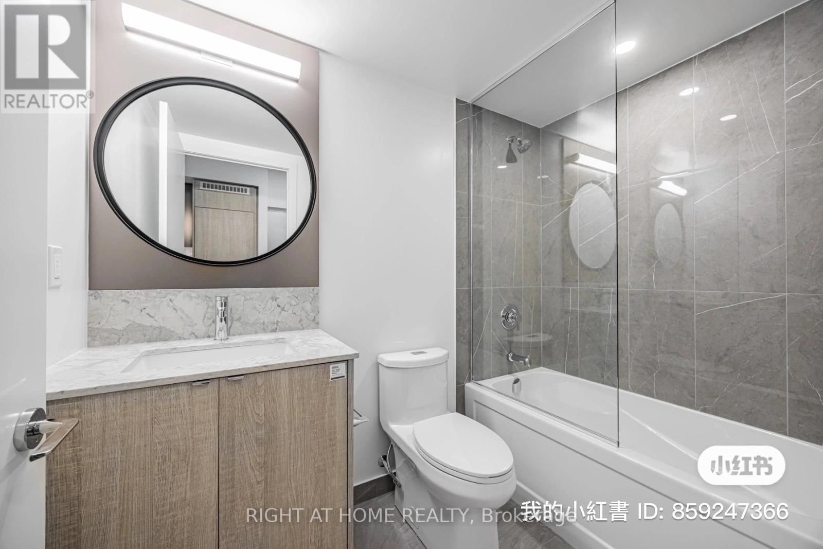 709 - 771 YONGE STREET Image 11