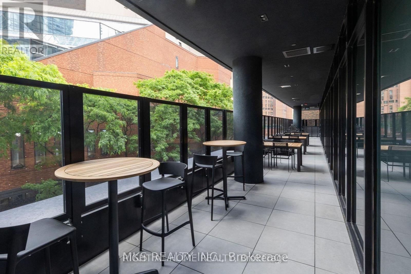 709 - 771 YONGE STREET Image 14