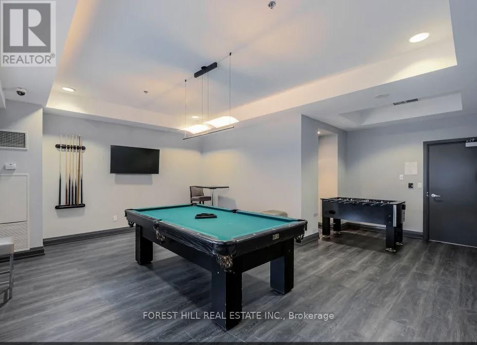 1205 - 925 BAY STREET Image 25