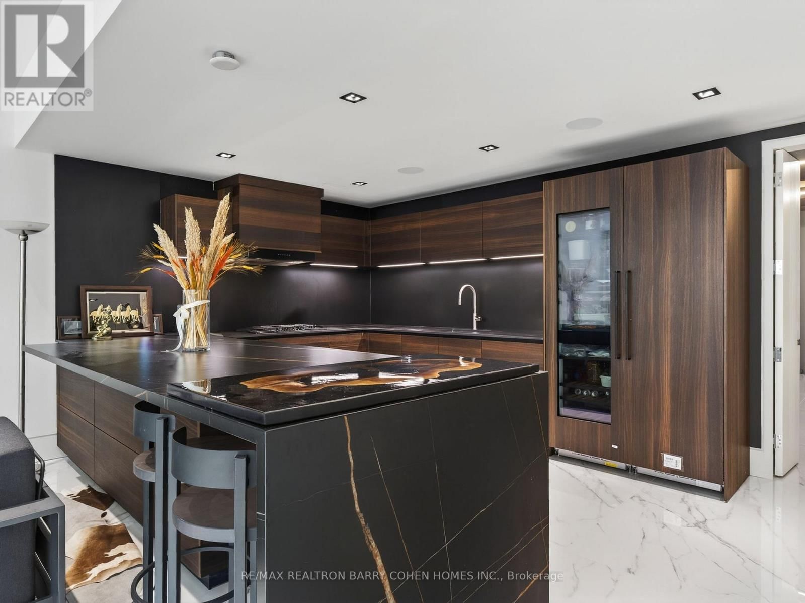 8 CADMUS ROAD Image 28