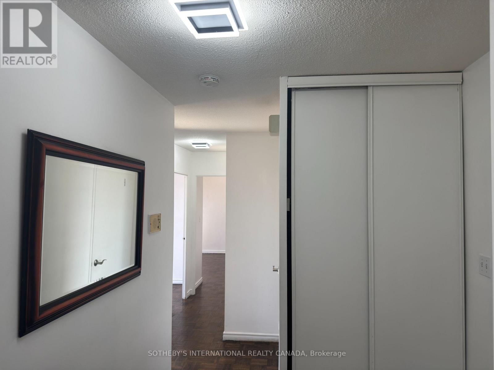 706 - 60 PAVANE LINK WAY Image 7