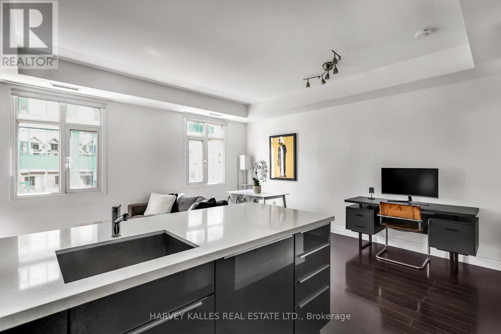 Ph29 - 500 RICHMOND STREET WEST Image 20