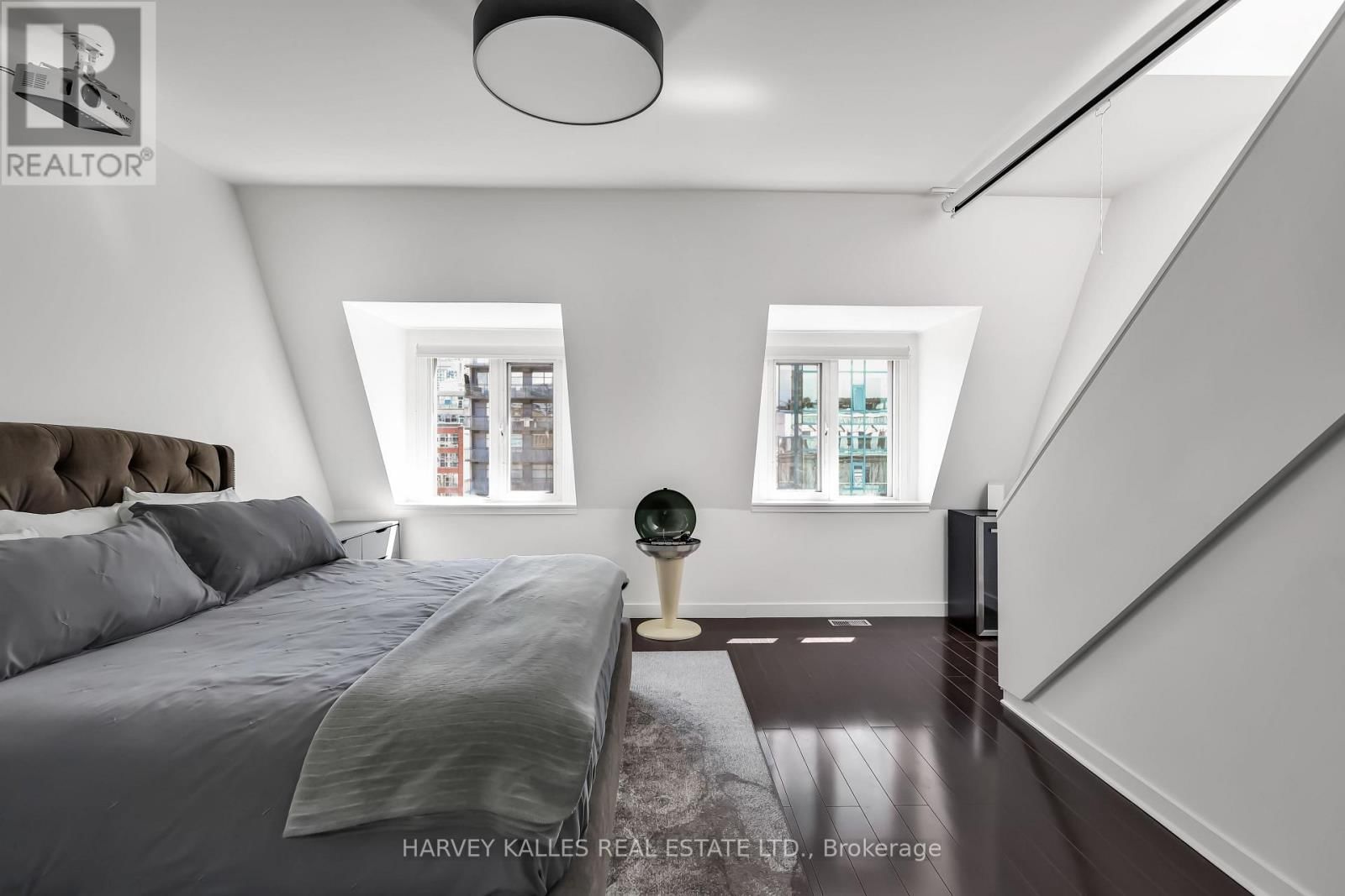 Ph29 - 500 RICHMOND STREET WEST Image 26