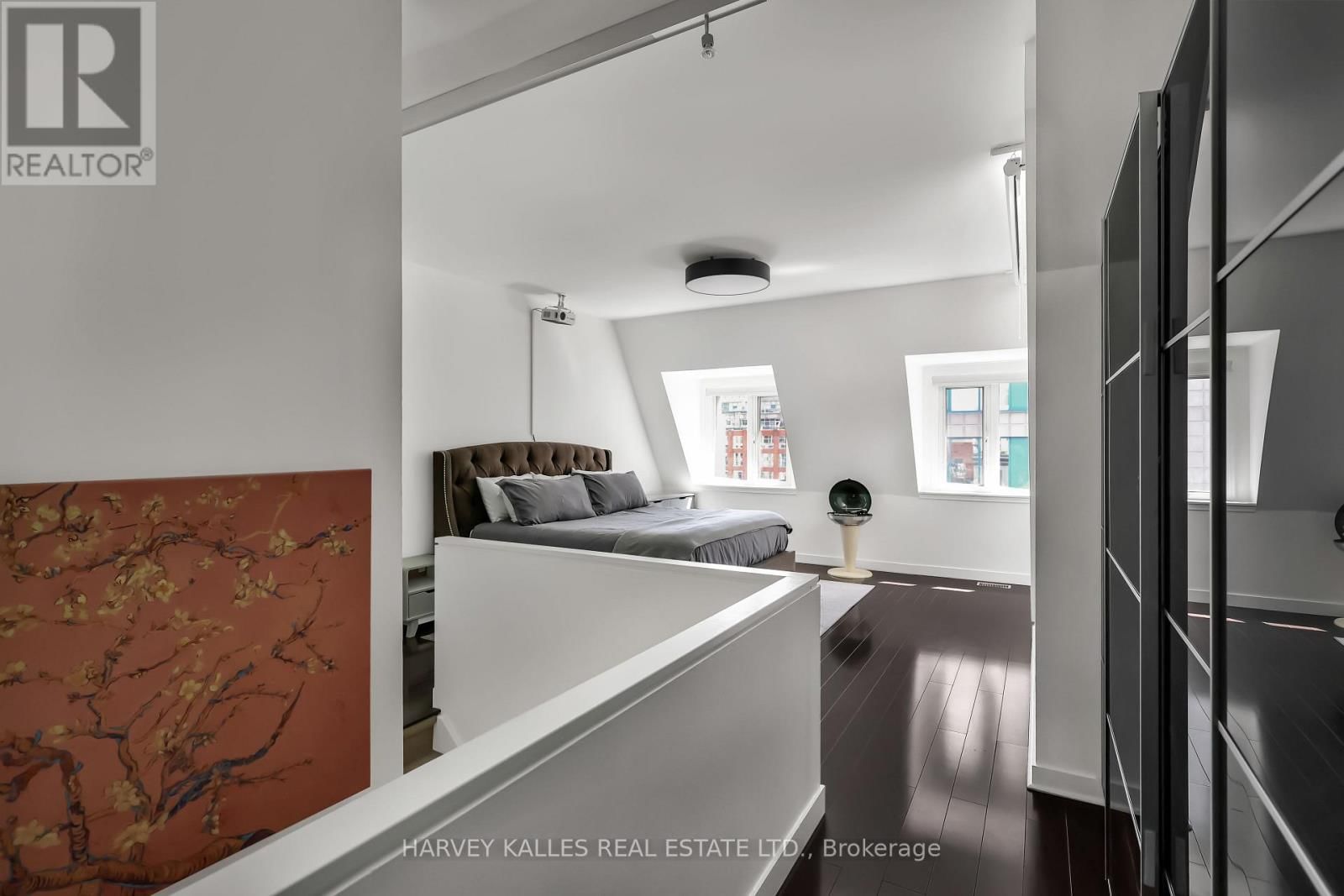 Ph29 - 500 RICHMOND STREET WEST Image 32