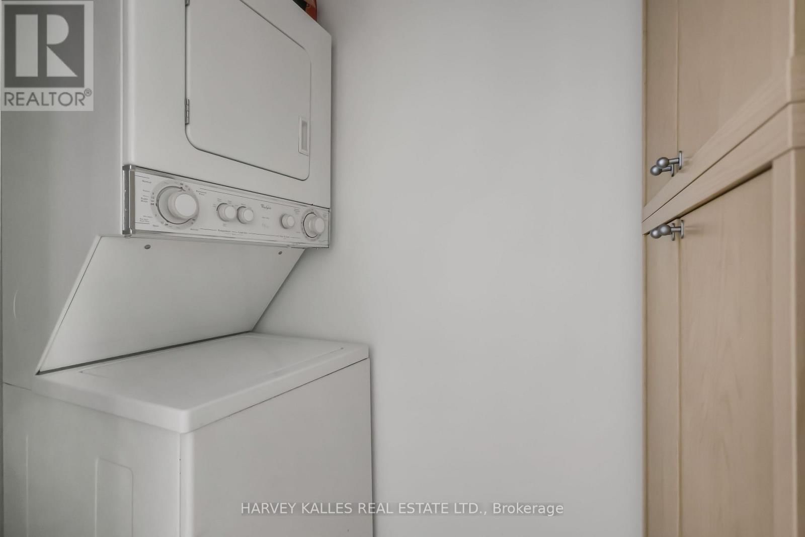 Ph29 - 500 RICHMOND STREET WEST Image 35