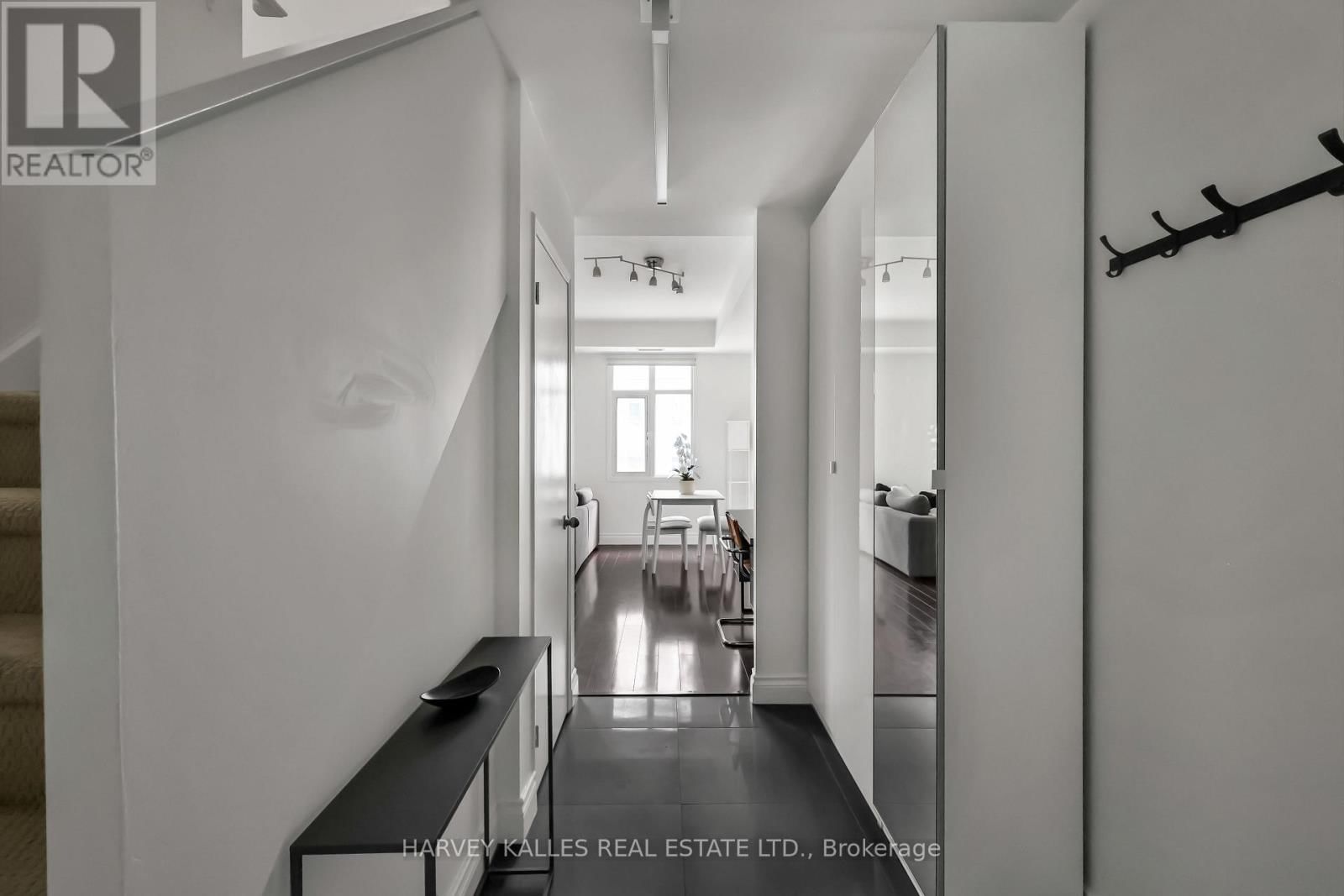 Ph29 - 500 RICHMOND STREET WEST Image 4