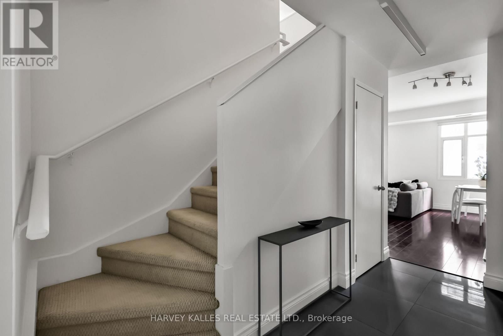 Ph29 - 500 RICHMOND STREET WEST Image 5