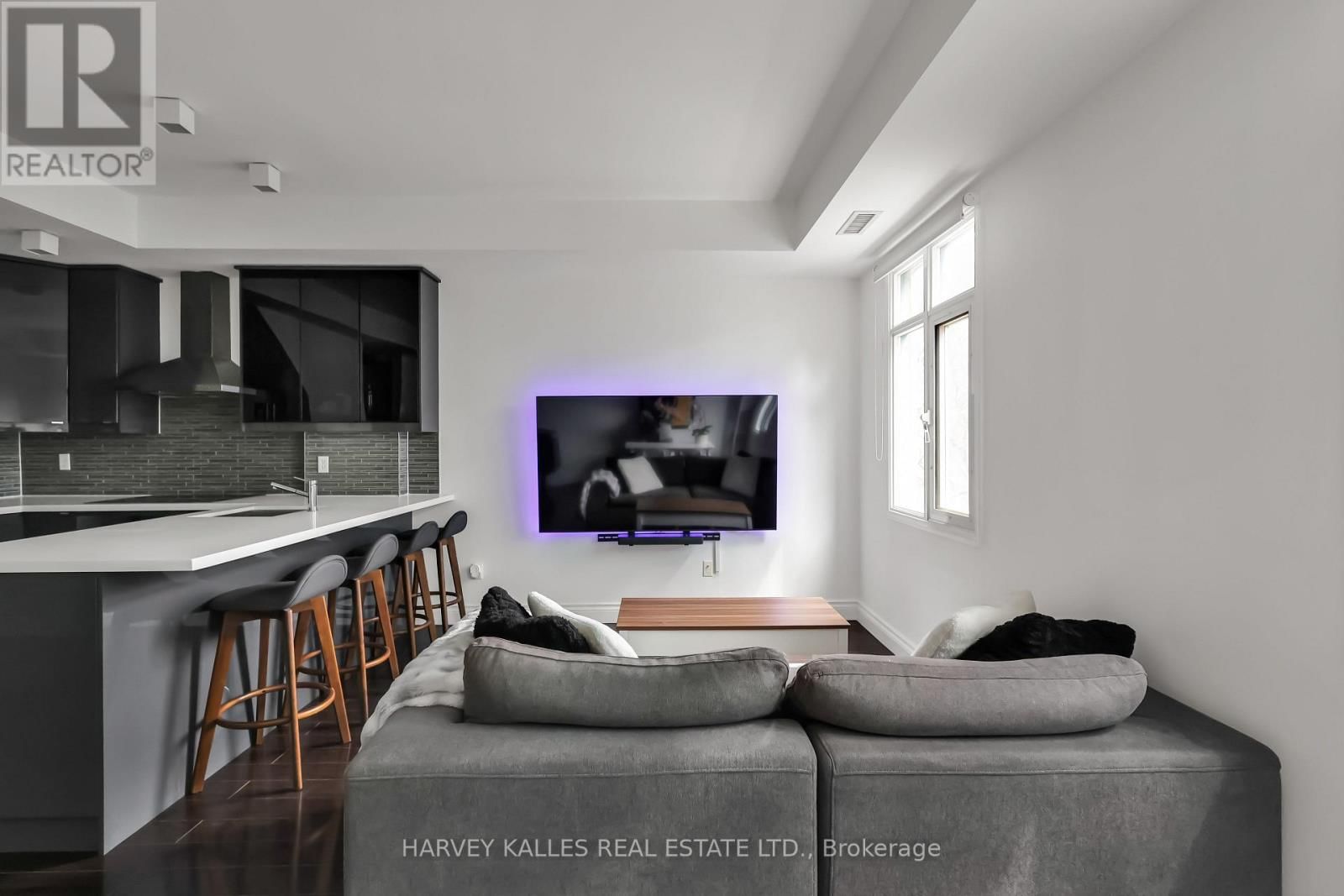 Ph29 - 500 RICHMOND STREET WEST Image 9