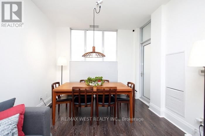 312 - 100 HARRISON GARDEN BOULEVARD Image 11