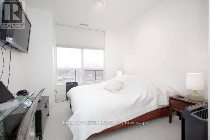 312 - 100 HARRISON GARDEN BOULEVARD Image 18