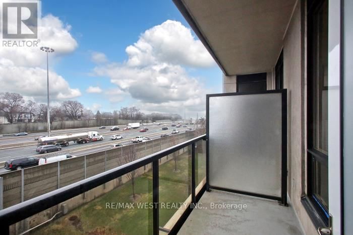 312 - 100 HARRISON GARDEN BOULEVARD Image 20