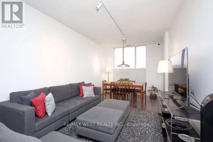 312 - 100 HARRISON GARDEN BOULEVARD Image 9