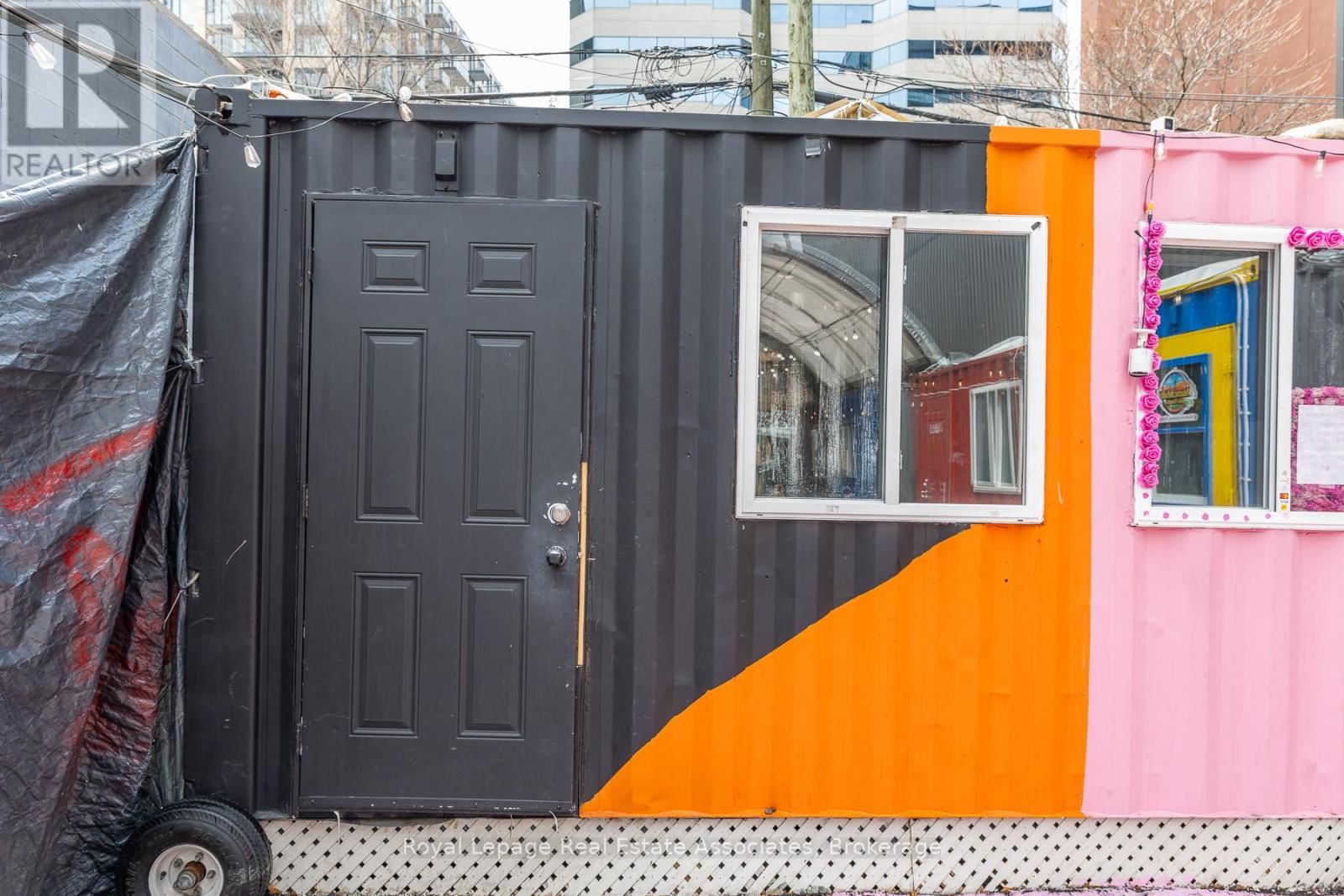 617 QUEEN STREET WEST Image 15