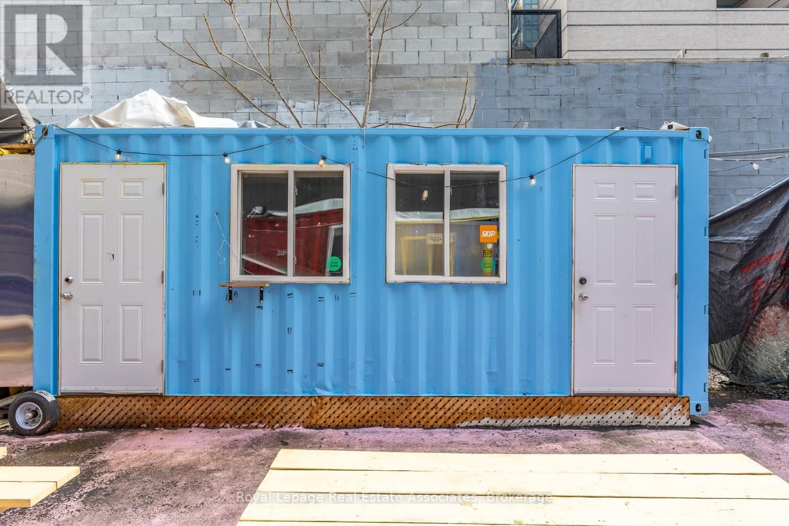 617 QUEEN STREET WEST Image 17