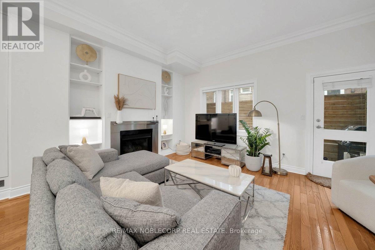 6 LUSCOMBE LANE Image 20