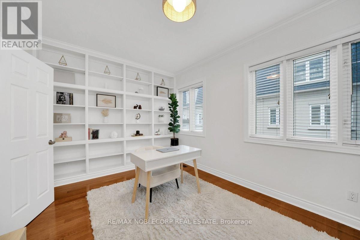 6 LUSCOMBE LANE Image 30