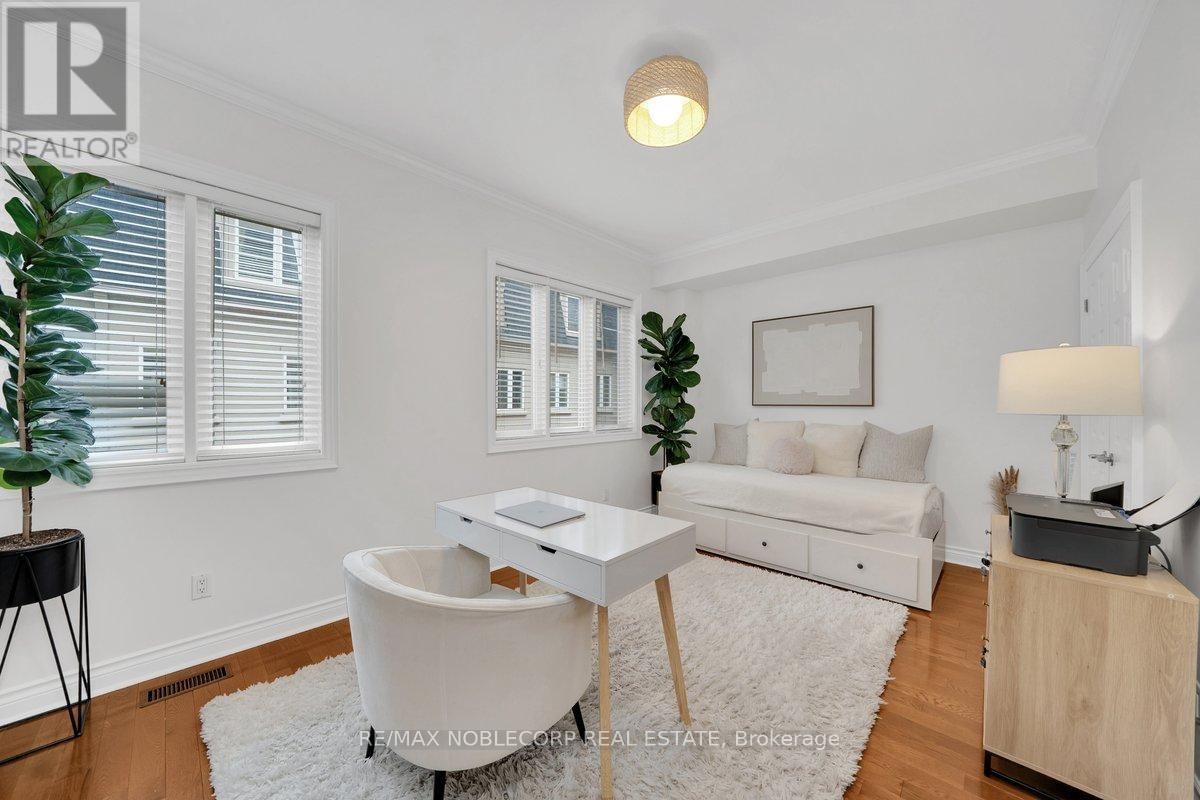 6 LUSCOMBE LANE Image 31