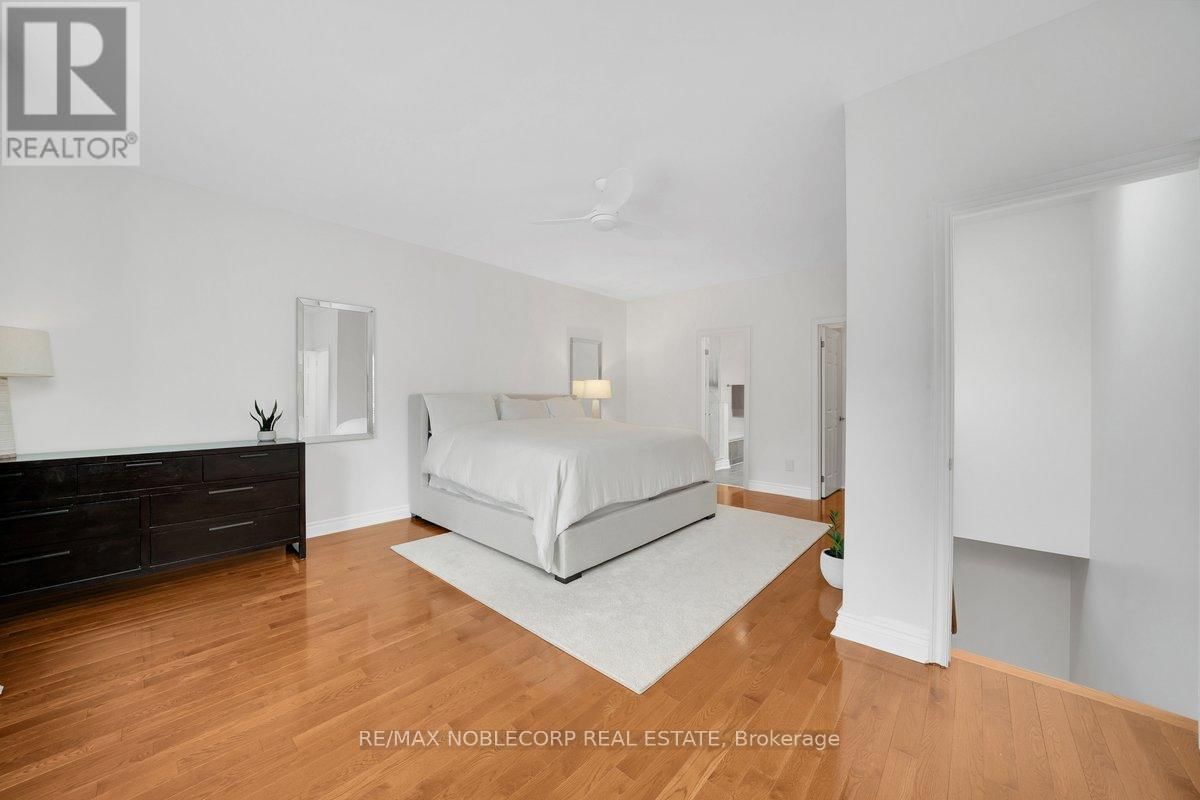 6 LUSCOMBE LANE Image 34