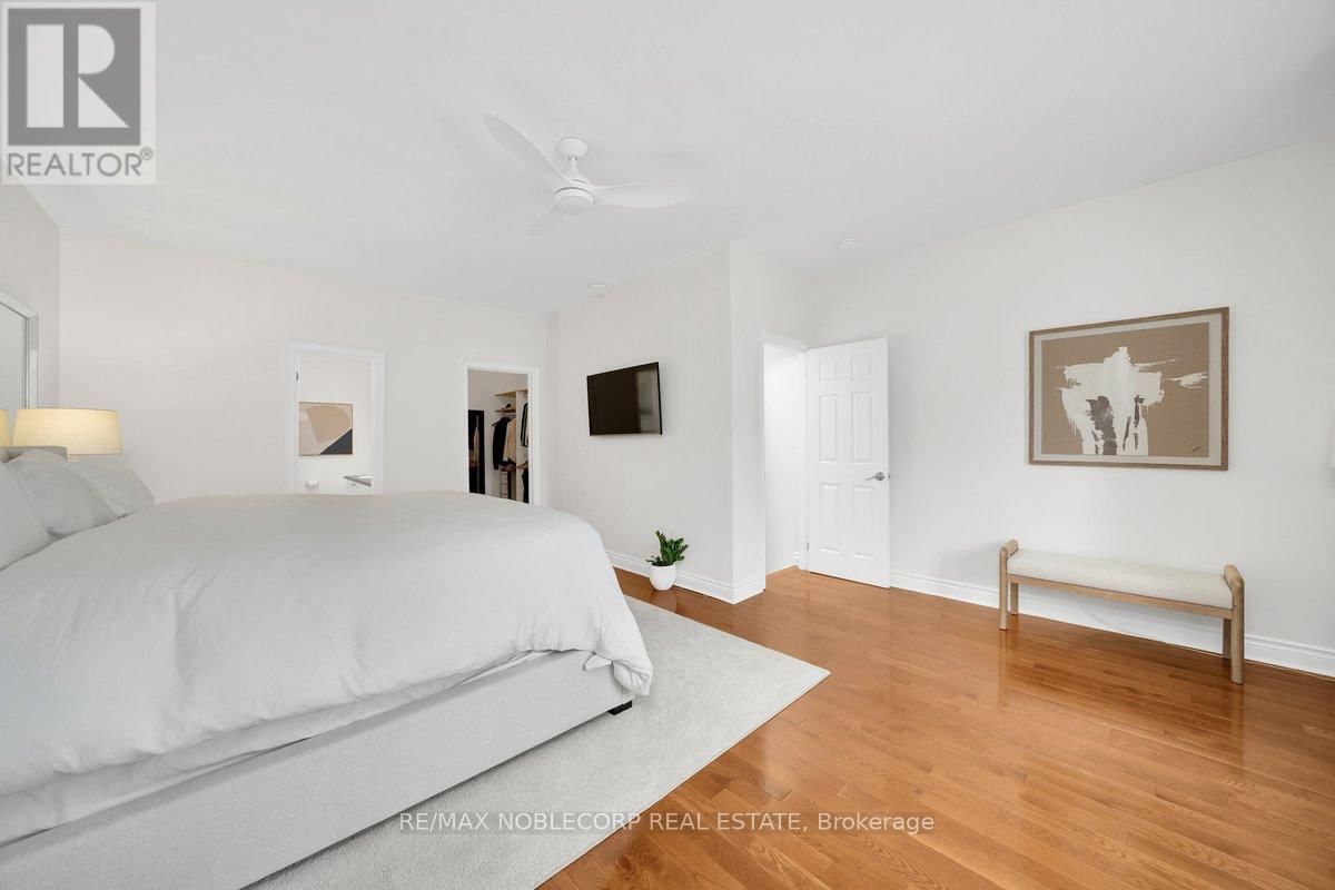 6 LUSCOMBE LANE Image 36