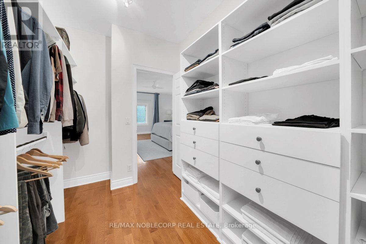 6 LUSCOMBE LANE Image 40