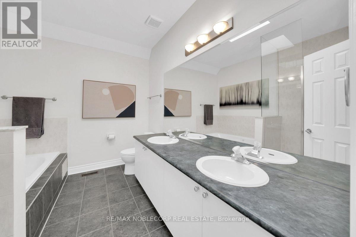 6 LUSCOMBE LANE Image 41