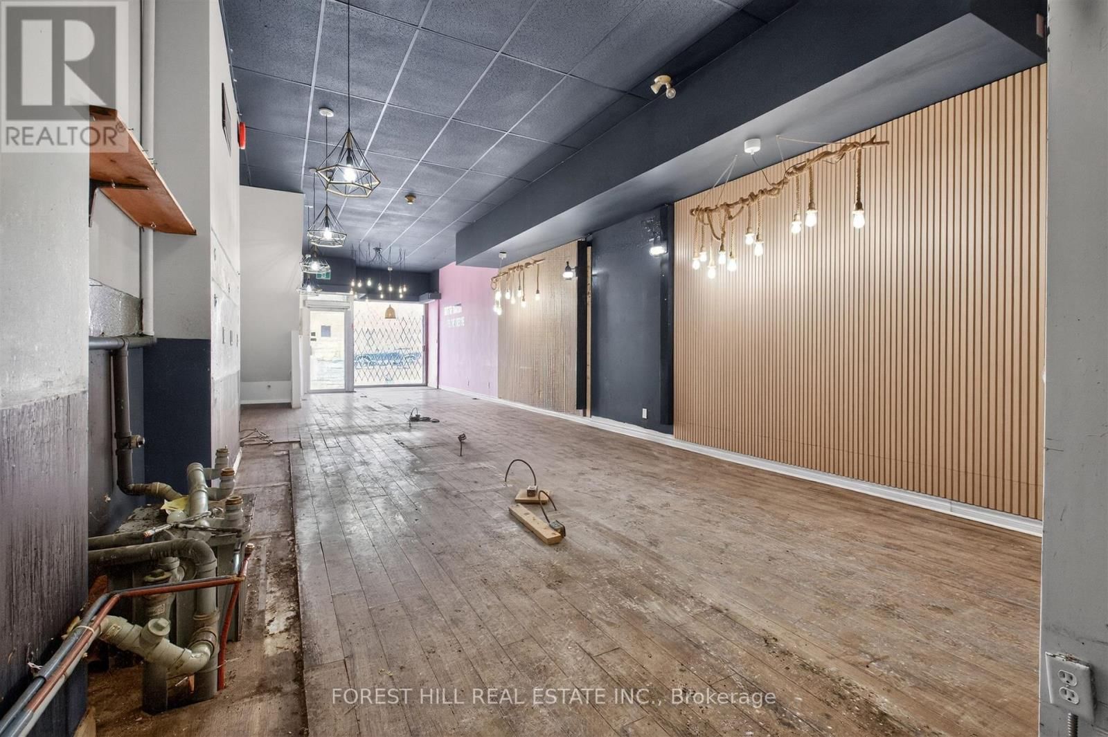 Main - 283 COLLEGE STREET Image 7