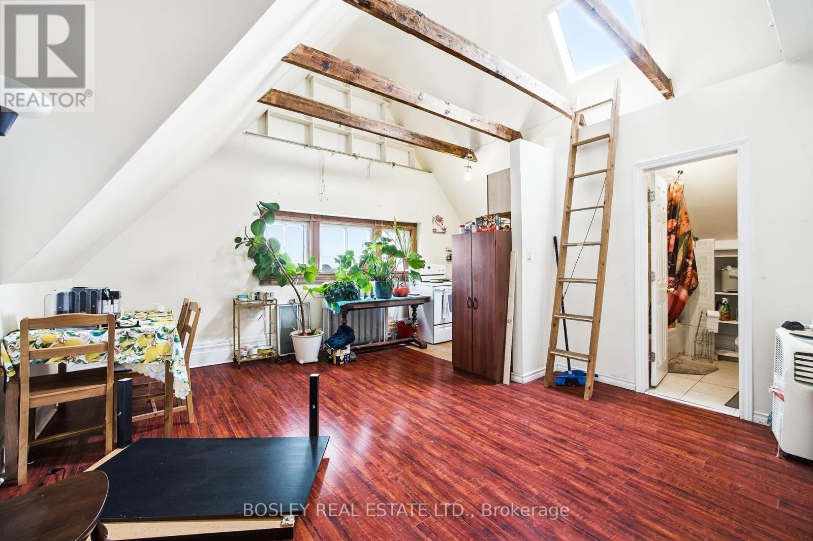 85 WALMER ROAD Image 26