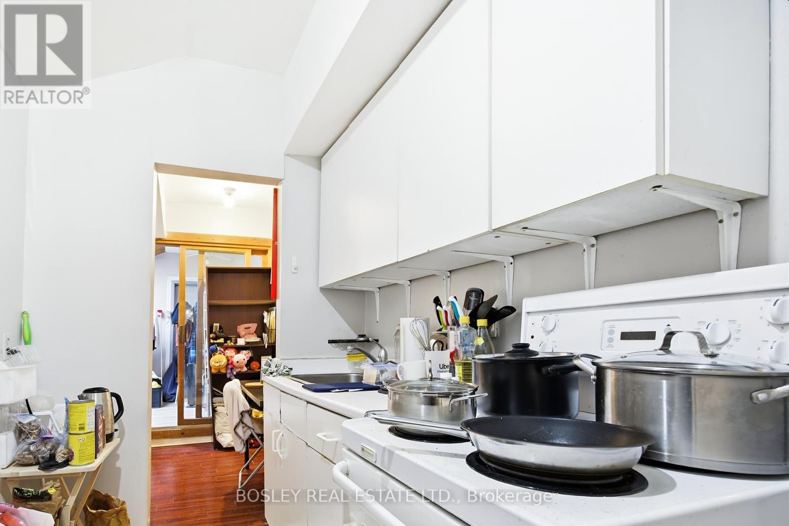 85 WALMER ROAD Image 32