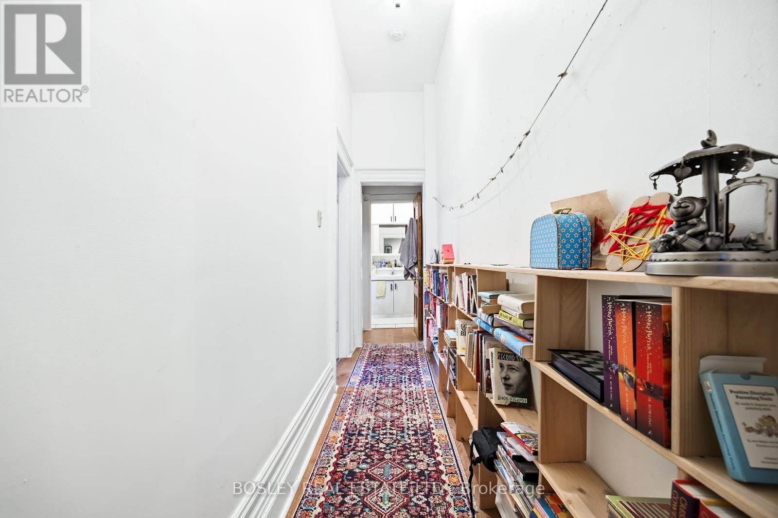 85 WALMER ROAD Image 9