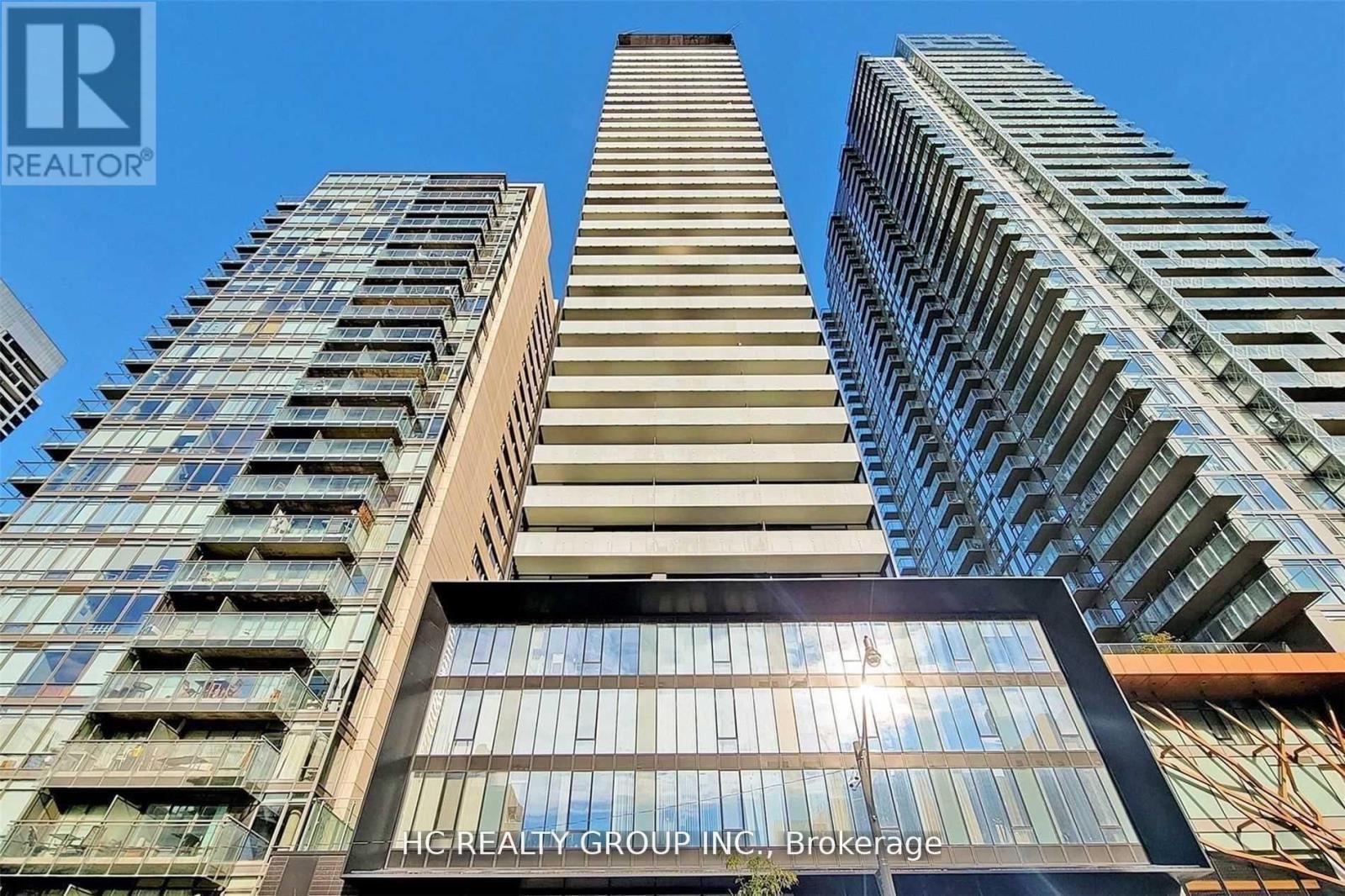 1204 - 28 WELLESLEY STREET EAST Image 3