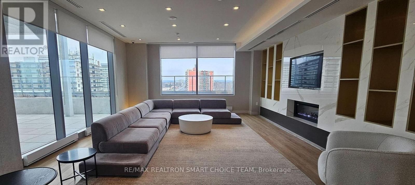 2610 - 8 OLYMPIC GARDEN DRIVE Image 33