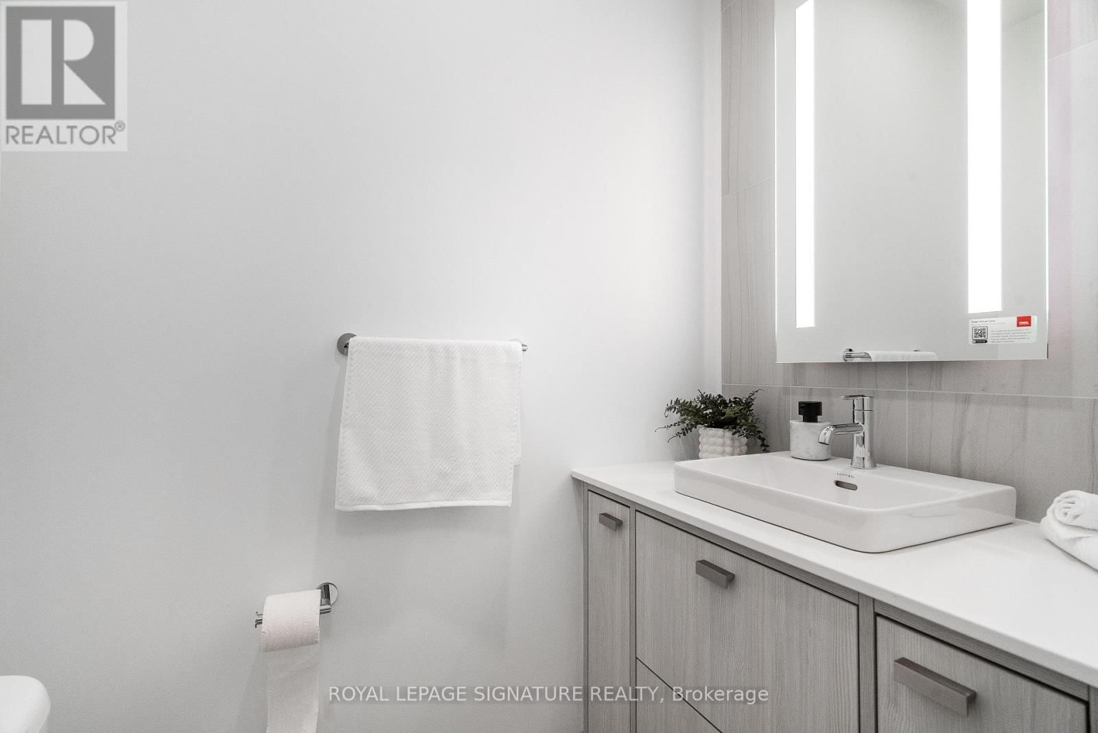 501 - 115 DENISON AVENUE Image 18