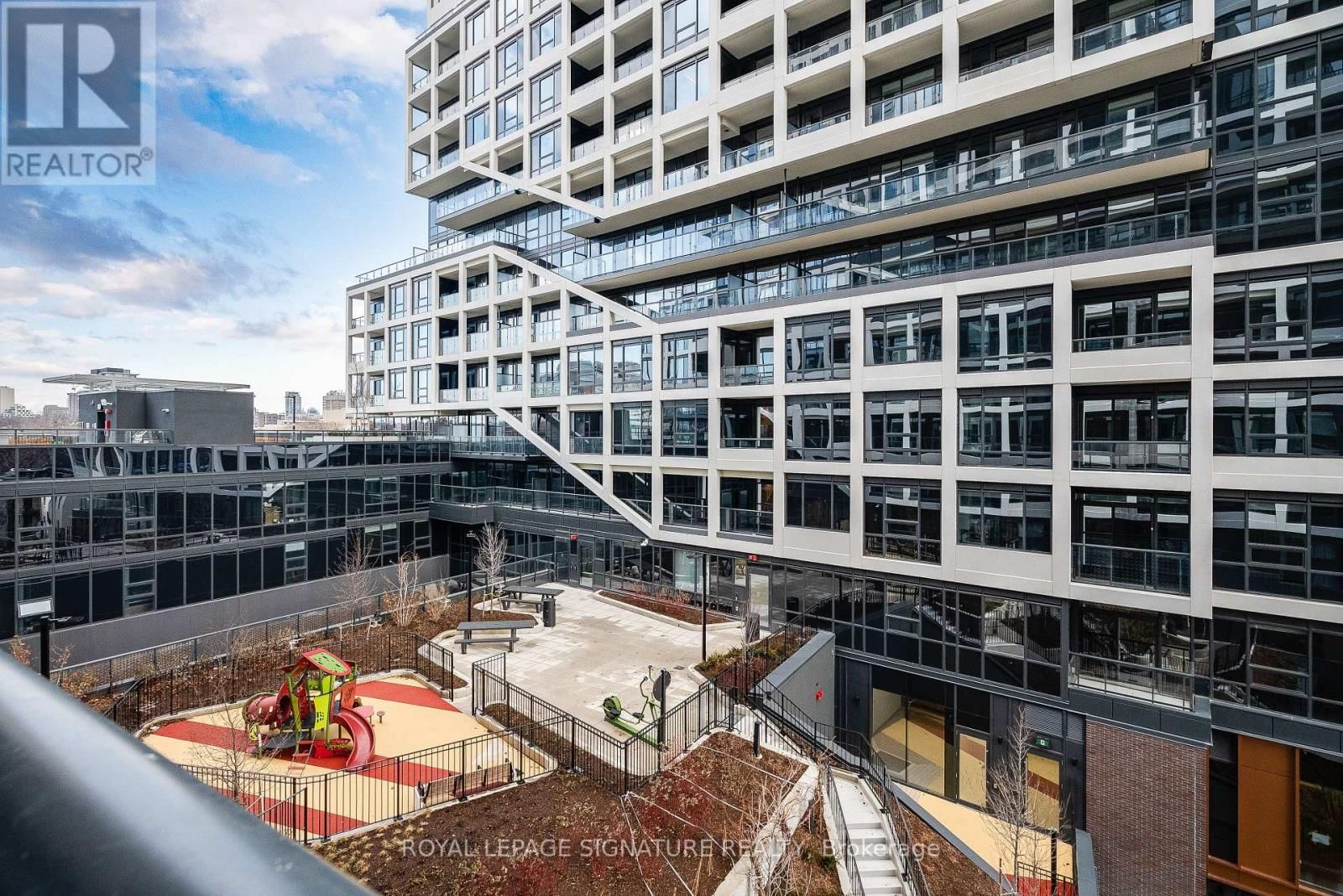 501 - 115 DENISON AVENUE Image 23