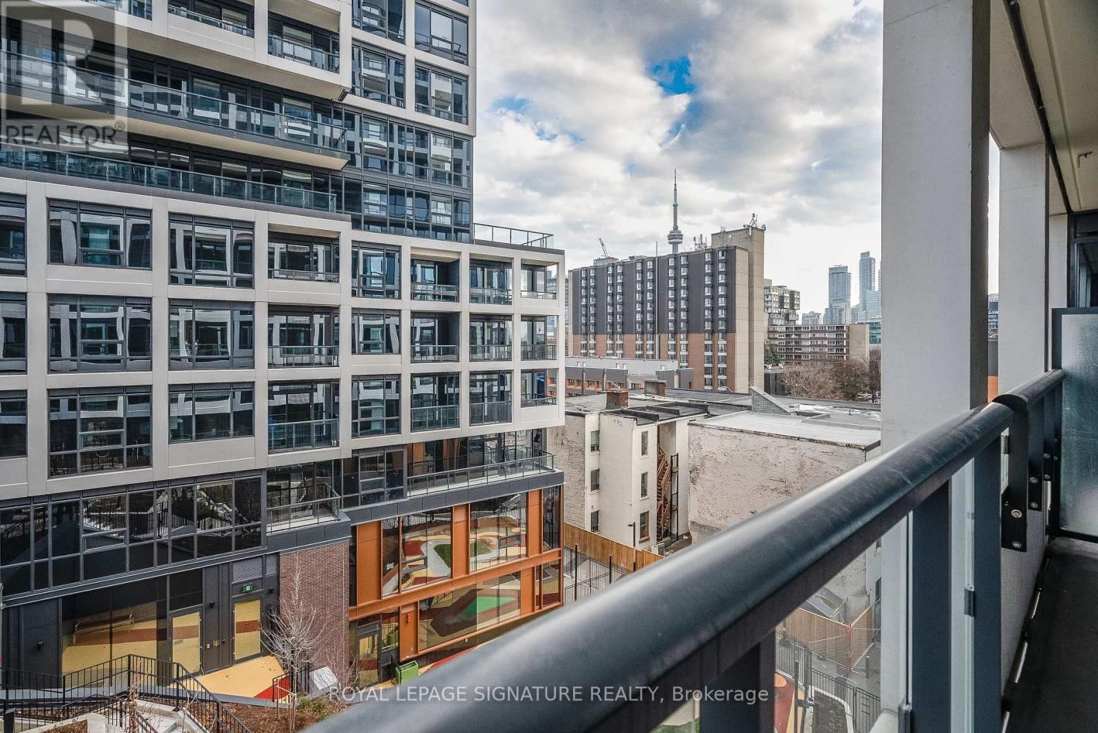 501 - 115 DENISON AVENUE Image 24