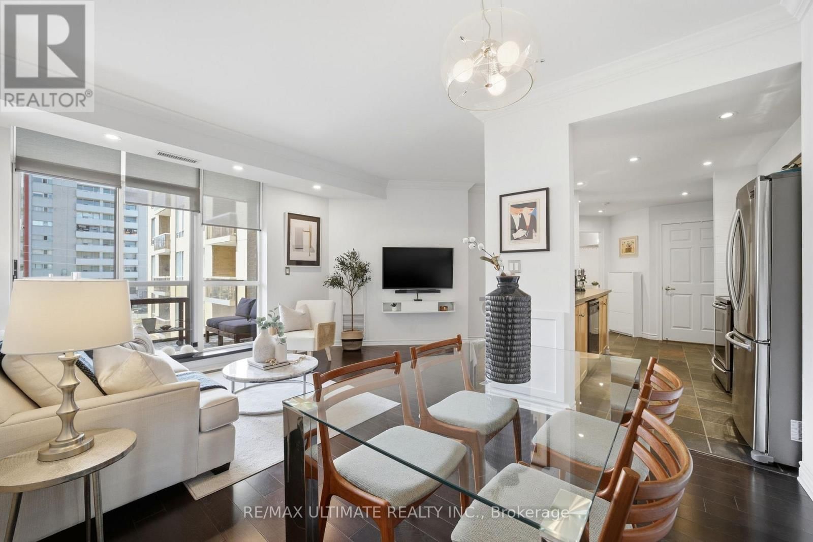 405 - 1750 BAYVIEW AVENUE Image 1