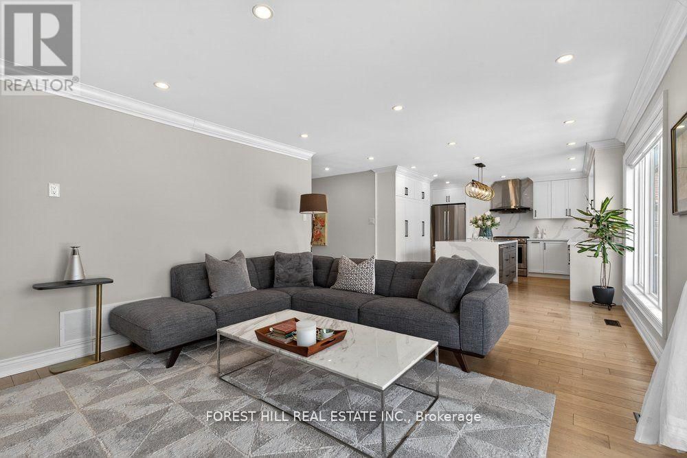 47 TOFINO CRESCENT Image 13