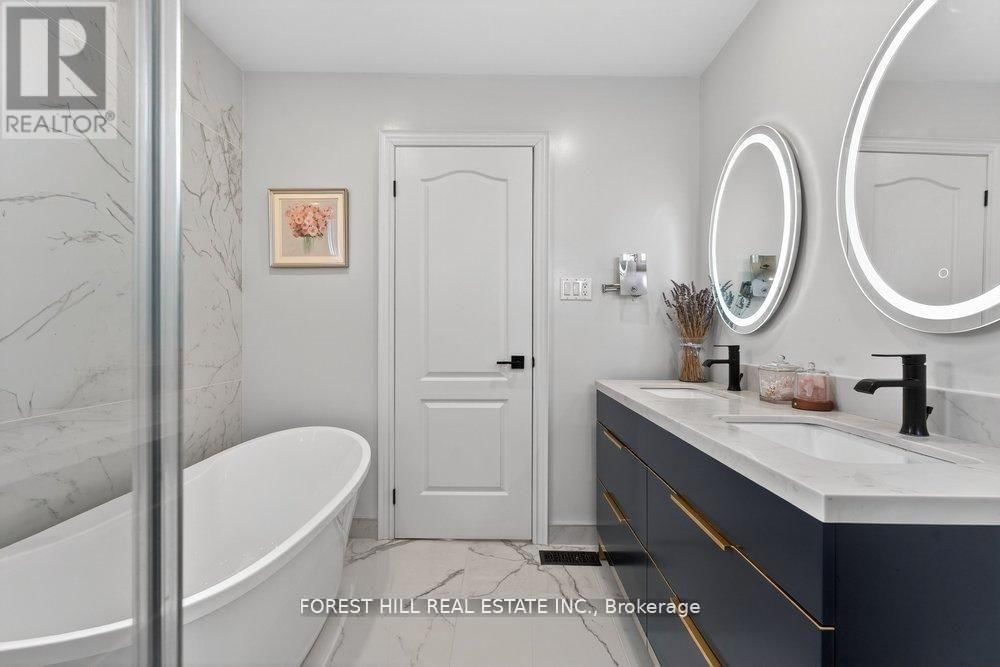 47 TOFINO CRESCENT Image 23