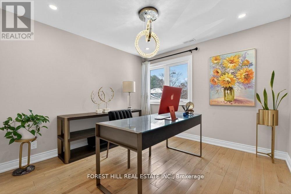 47 TOFINO CRESCENT Image 25