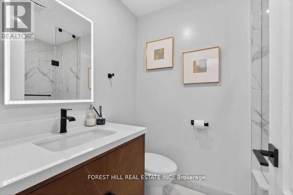 47 TOFINO CRESCENT Image 30