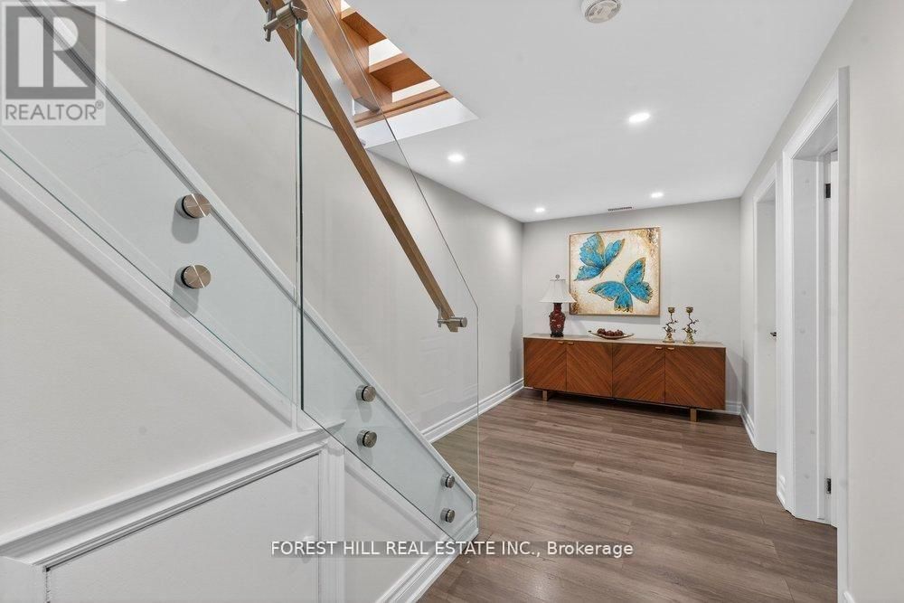 47 TOFINO CRESCENT Image 31