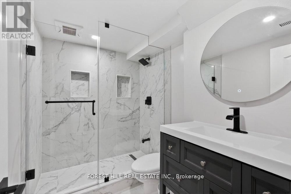 47 TOFINO CRESCENT Image 35