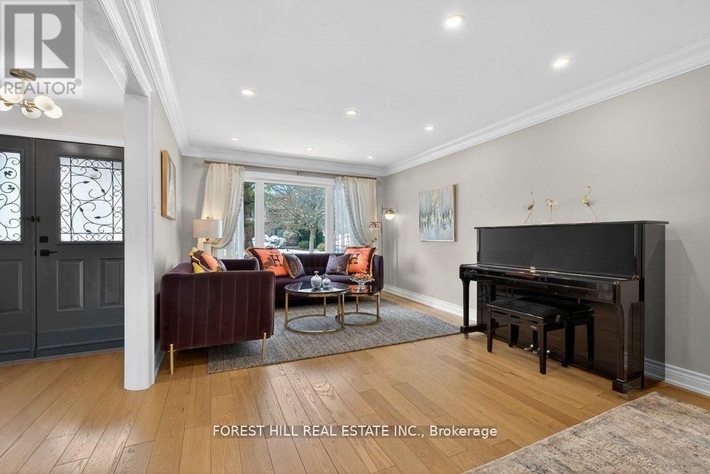 47 TOFINO CRESCENT Image 4