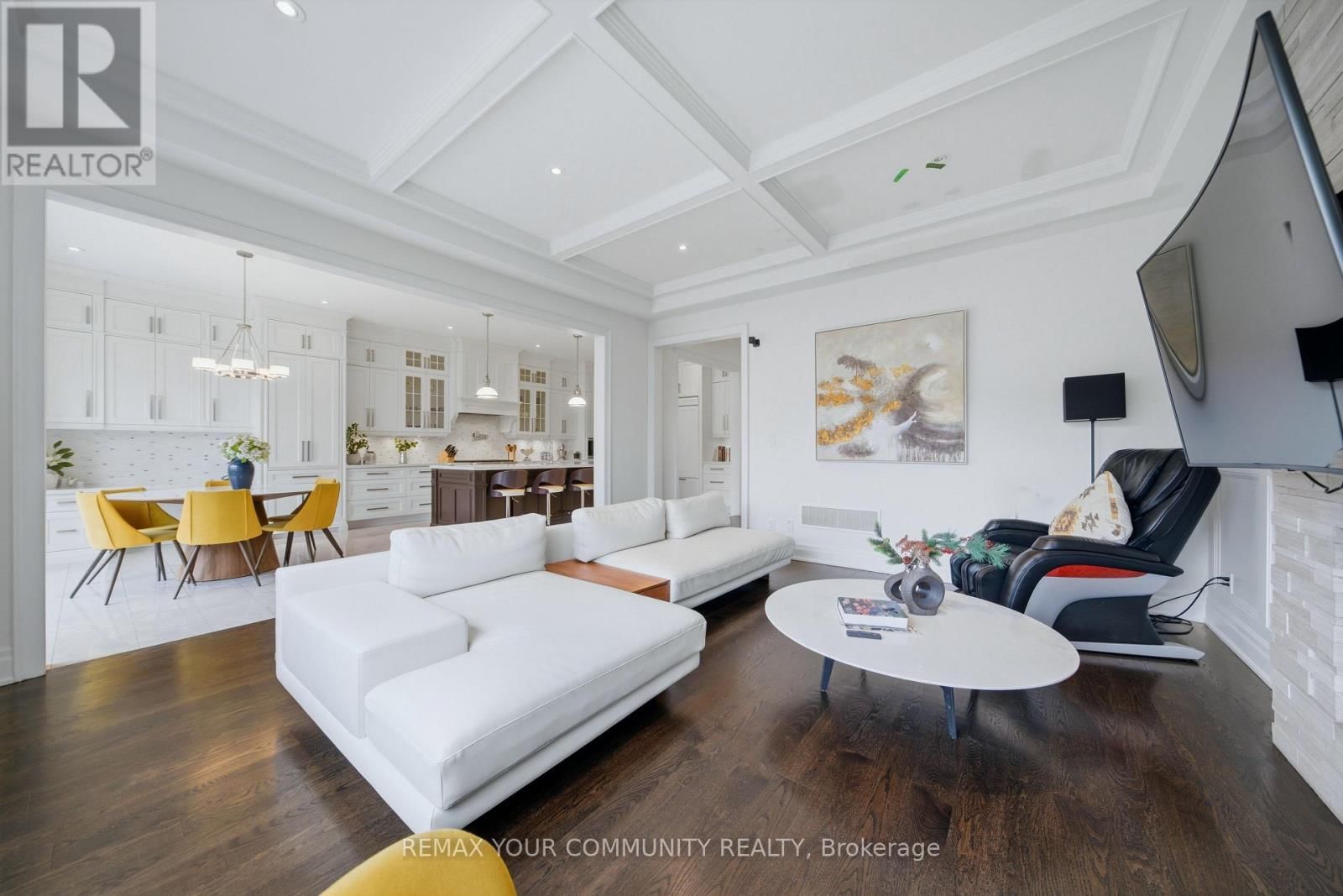 116 FRONTENAC AVENUE Image 15