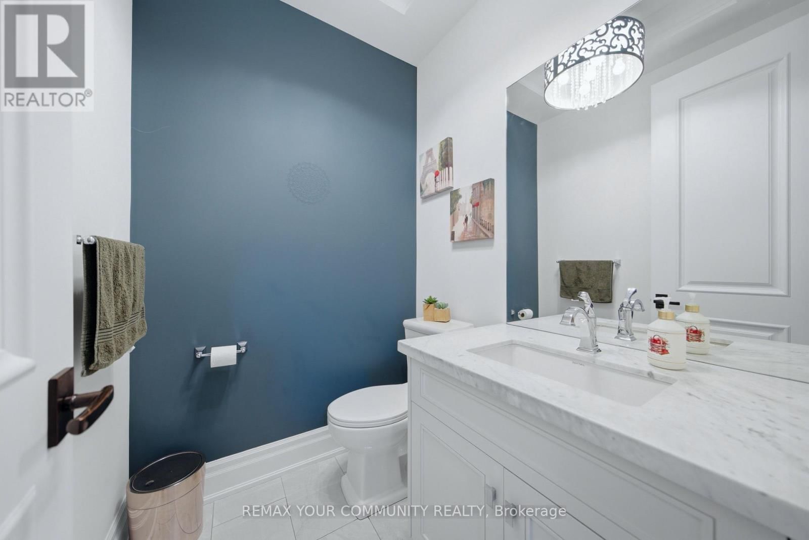 116 FRONTENAC AVENUE Image 20