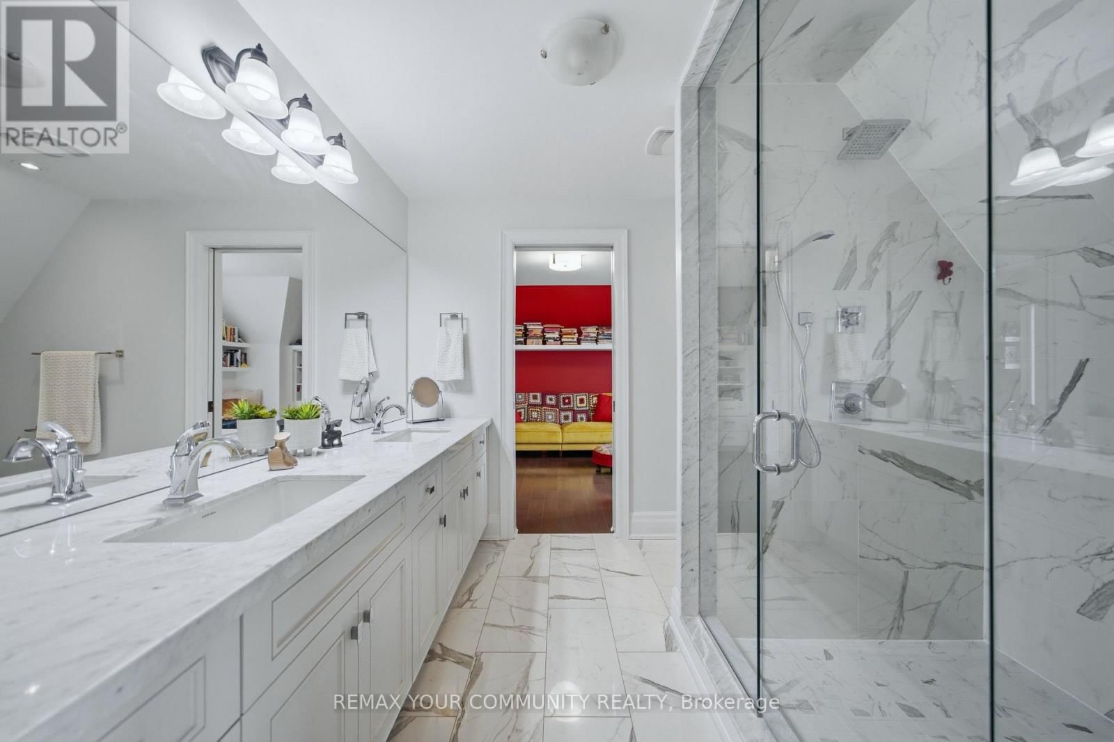 116 FRONTENAC AVENUE Image 33