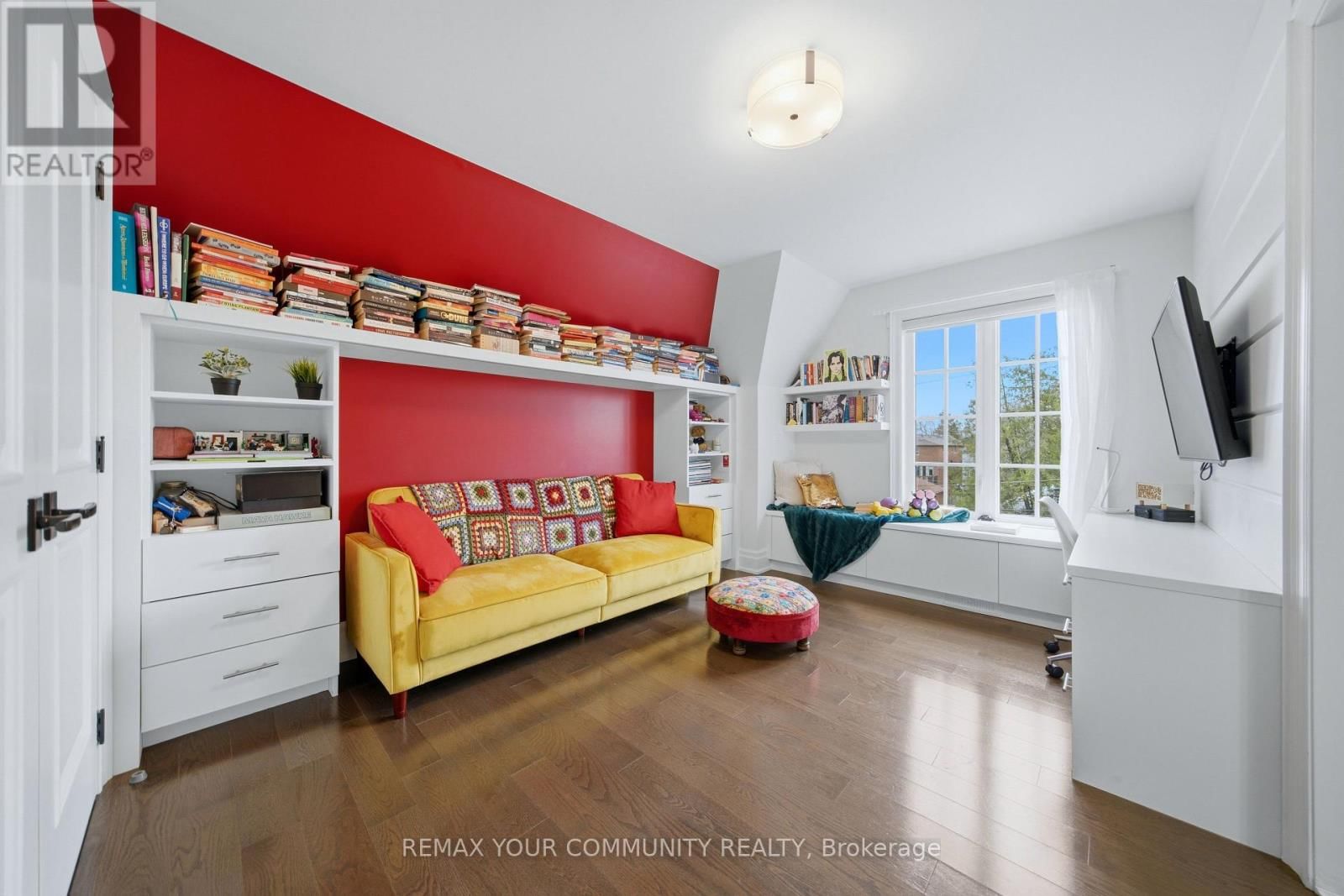 116 FRONTENAC AVENUE Image 34