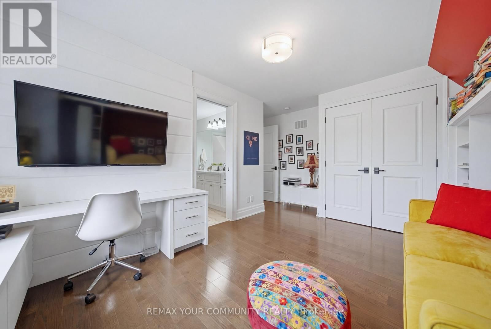 116 FRONTENAC AVENUE Image 35